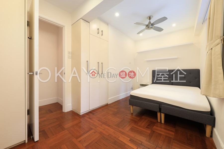 Popular 2 bedroom in Mid-levels West | Rental | Kam Kin Mansion 金堅大廈 Rental Listings