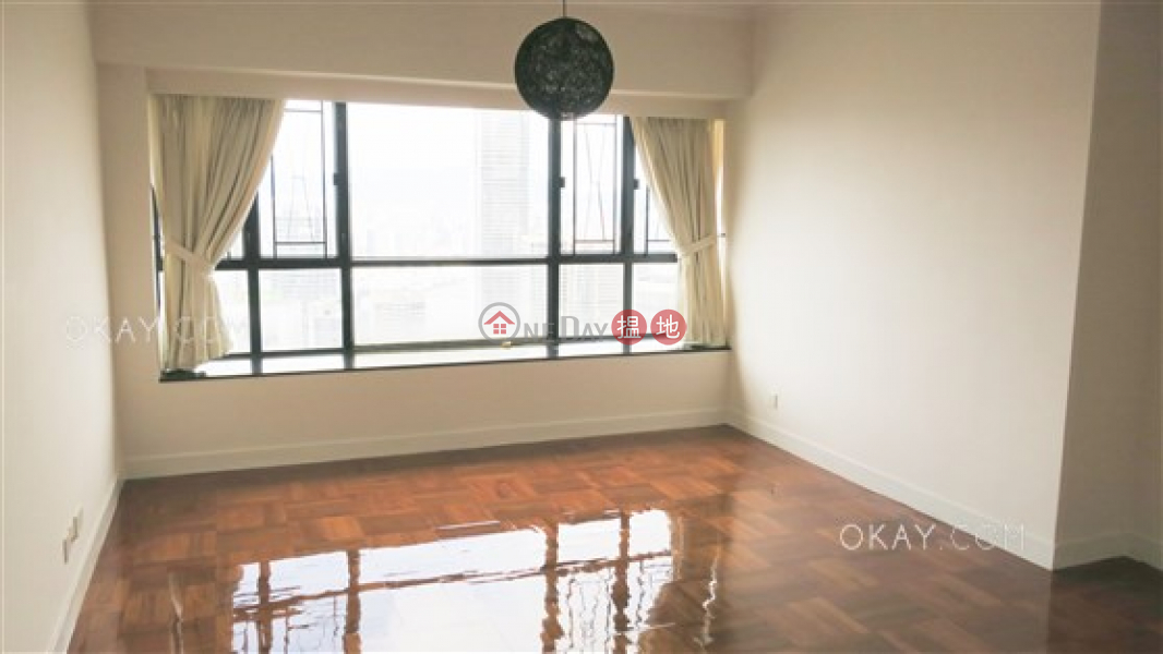 Tasteful 3 bed on high floor with sea views & rooftop | Rental | The Grand Panorama 嘉兆臺 Rental Listings