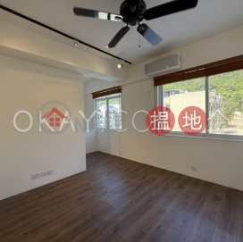 Stylish 3 bedroom with terrace & parking | Rental | Razor Park 寶珊苑 _0