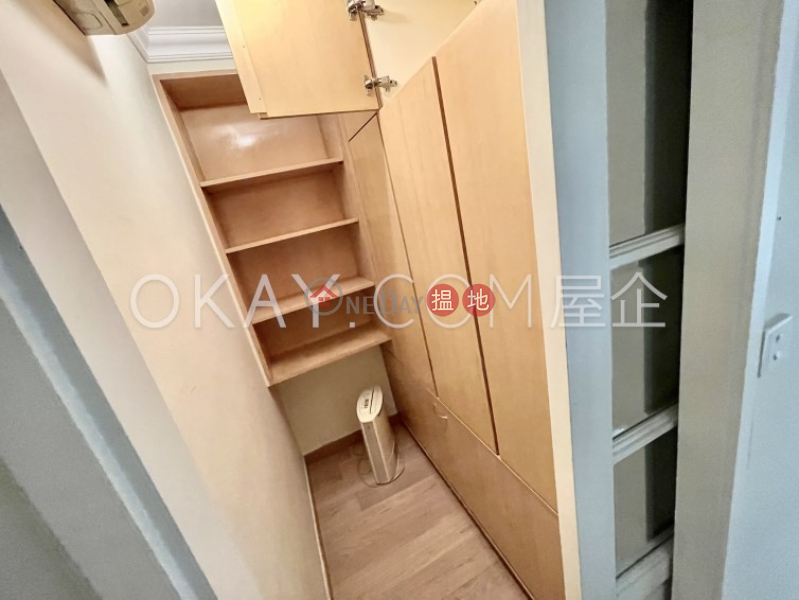 HK$ 10.5M, Elizabeth House Block B, Wan Chai District Charming 2 bedroom with sea views | For Sale