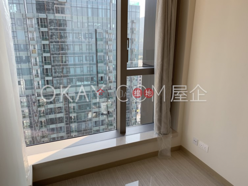 HK$ 33,500/ month, Townplace Western District Charming 2 bedroom on high floor with balcony | Rental