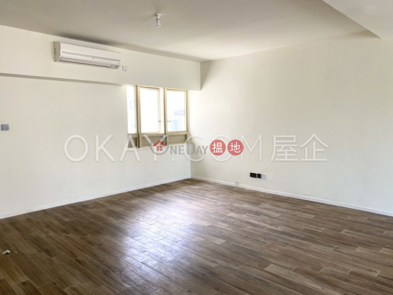 Unique 3 bedroom with balcony | Rental 74-76 MacDonnell Road | Central District, Hong Kong | Rental | HK$ 87,000/ month