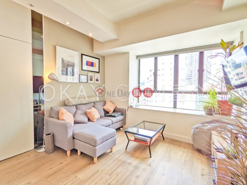 Stylish 2 bedroom in Mid-levels West | For Sale | Hansen Court 亨順閣 Sales Listings
