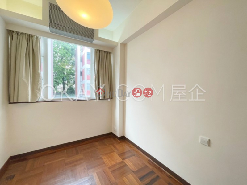 Gorgeous 3 bedroom with balcony & parking | Rental | 2-6A Wilson Road 衛信道 2-6A 號 Rental Listings
