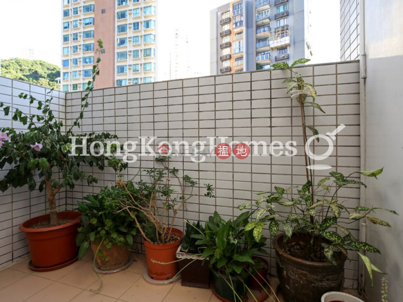 3 Bedroom Family Unit for Rent at Royal Court 52A Tai Hang Road | Wan Chai District | Hong Kong | Rental HK$ 35,000/ month