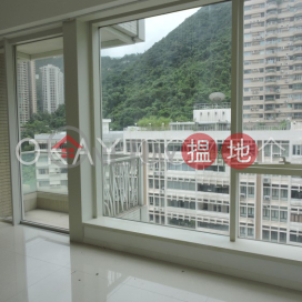 Charming 3 bedroom on high floor with balcony | Rental