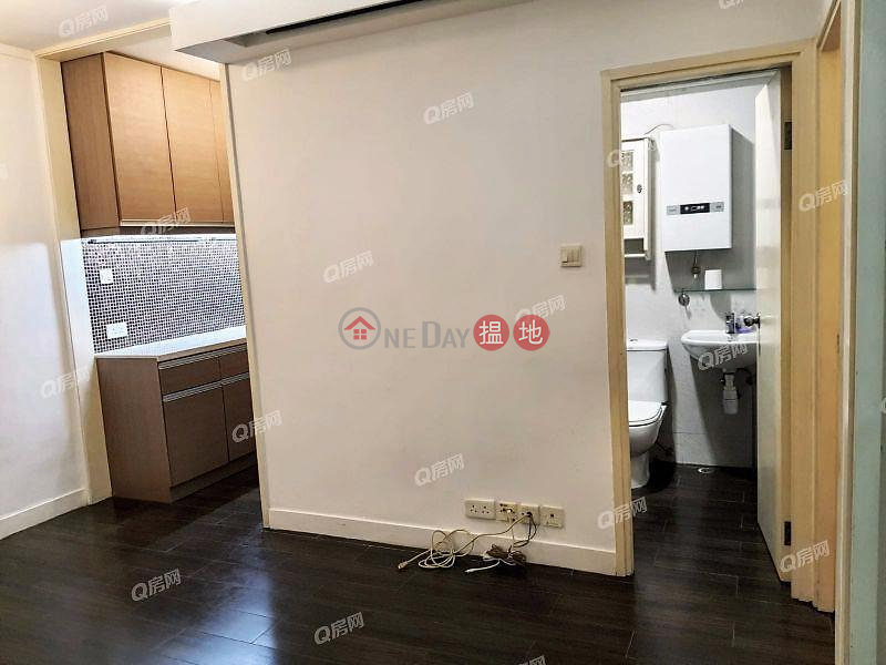 Property Search Hong Kong | OneDay | Residential Rental Listings, Hillier Building | 2 bedroom Mid Floor Flat for Rent