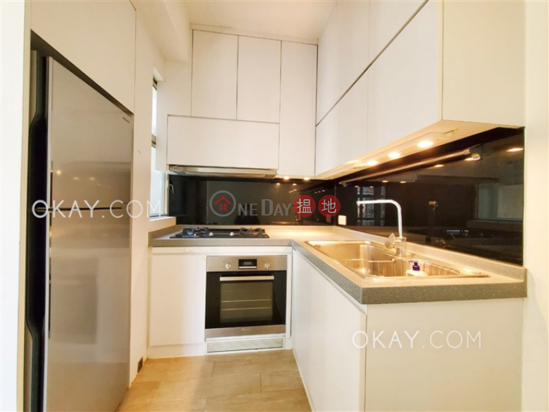 HK$ 10M | Yee Fung Court Western District Charming 2 bedroom on high floor | For Sale