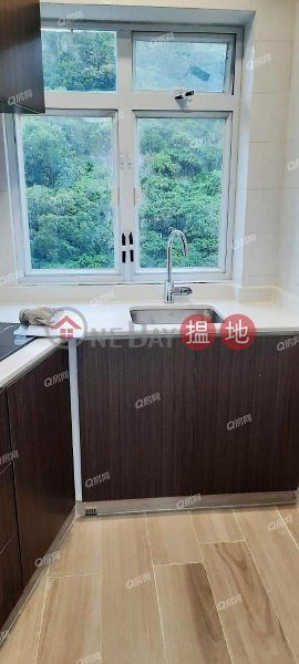 Property Search Hong Kong | OneDay | Residential, Rental Listings | Wing Hing Court | 2 bedroom High Floor Flat for Rent