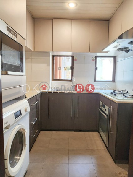 HK$ 32,000/ month East Sun Mansion | Western District Rare 3 bedroom in Mid-levels West | Rental