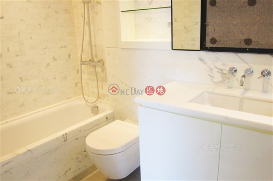 HK$ 36,000/ month, Resiglow | Wan Chai District, Rare 2 bedroom with balcony | Rental
