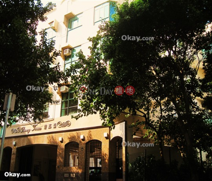 Property Search Hong Kong | OneDay | Residential, Rental Listings | Tasteful 3 bedroom with balcony & parking | Rental