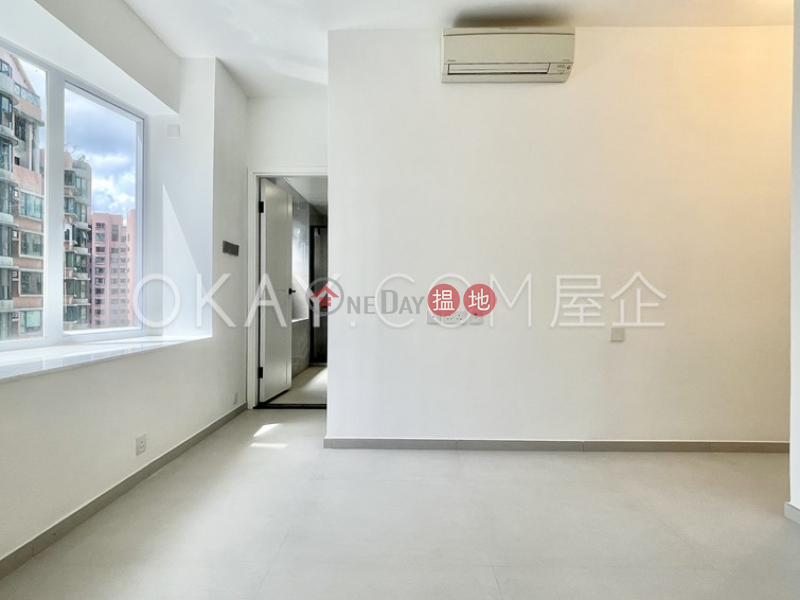 Stylish 3 bedroom on high floor with parking | Rental | Tregunter 地利根德閣 Rental Listings