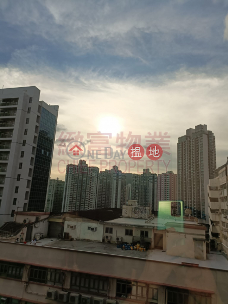 甲級商廈，合攝影，瑜伽，婚紗，中醫，補習, 3 Tai Yau Street | Wong Tai Sin District, Hong Kong | Rental HK$ 32,560/ month