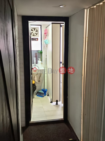 Rare duplex unit in Kowloon Bay industrial building, featuring multiple independent workrooms, available for rent. Owner listing, no commission., 11 Wang Chiu Road | Kwun Tong District Hong Kong Rental, HK$ 12,000/ month
