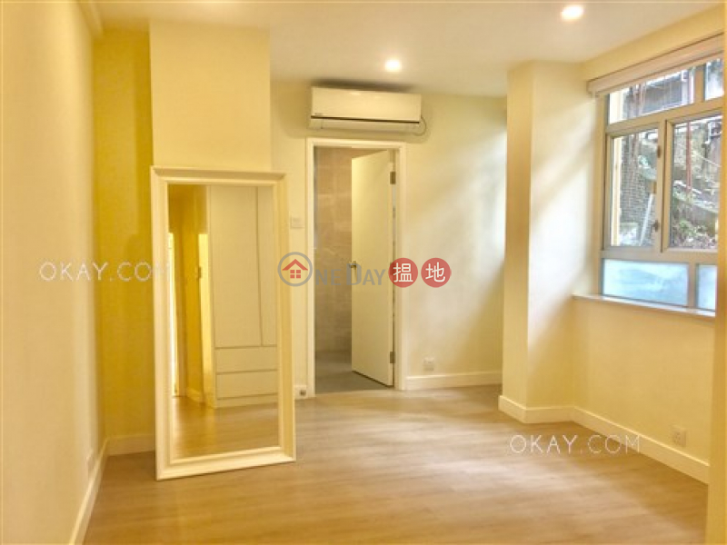 HK$ 32,000/ month | Donnell Court - No.52 Central District | Charming 2 bedroom in Mid-levels Central | Rental