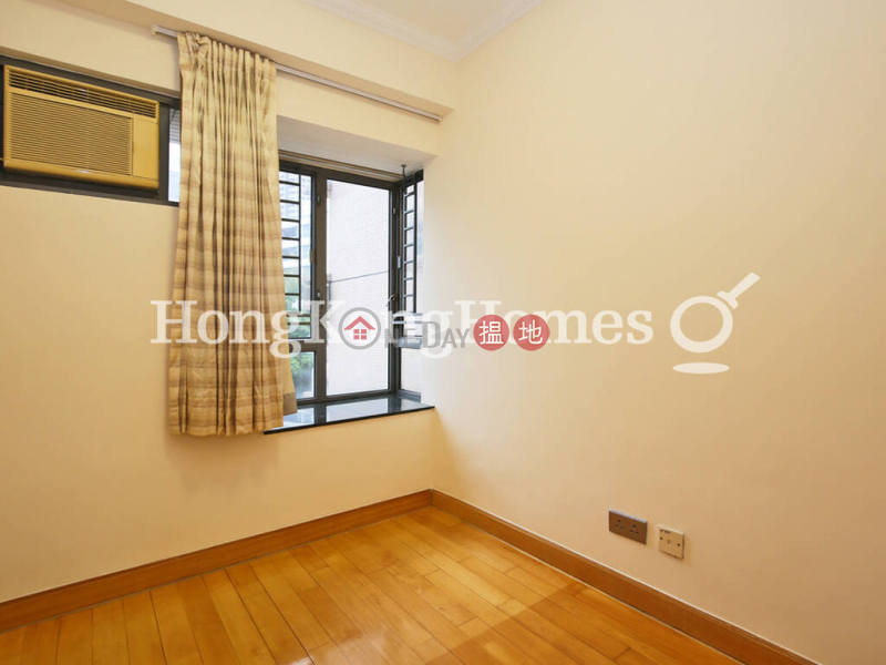3 Bedroom Family Unit for Rent at Hollywood Terrace | Hollywood Terrace 荷李活華庭 Rental Listings