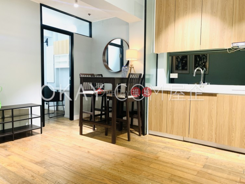 HK$ 9M | Wallock Mansion | Western District, Cozy 3 bedroom in Sheung Wan | For Sale