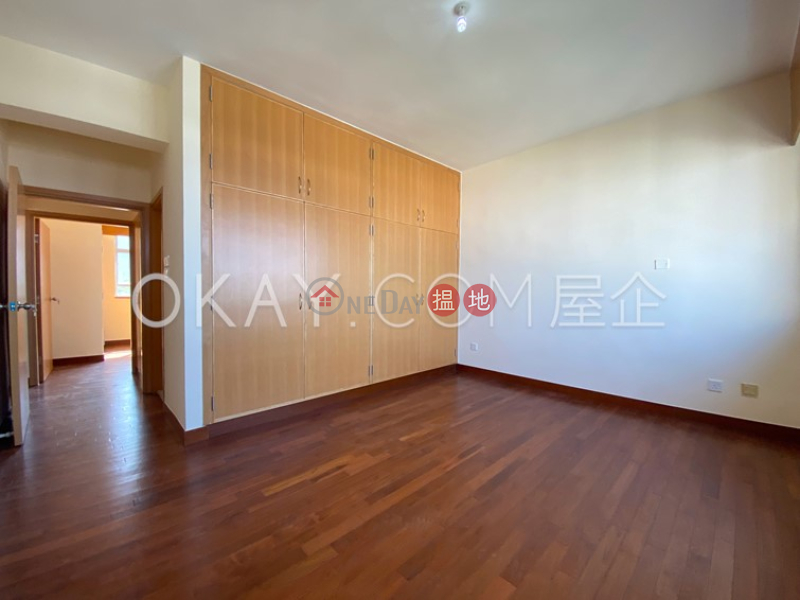 Exquisite 3 bed on high floor with balcony & parking | Rental | Aurizon Quarters 金雲閣 Rental Listings