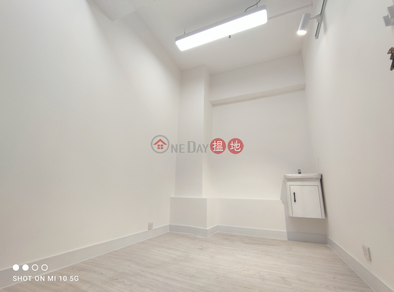 Property Search Hong Kong | OneDay | Industrial | Rental Listings | {Kwun Tong}Multi-purpose studio Newly decorated Upstairs shop Retail shop Office