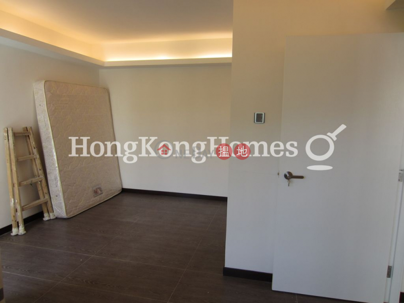 HK$ 32,000/ 月龍華花園-灣仔區-龍華花園兩房一廳單位出租