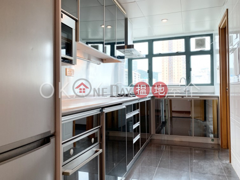 Stylish 3 bedroom on high floor with harbour views | Rental | 80 Robinson Road 羅便臣道80號 _0