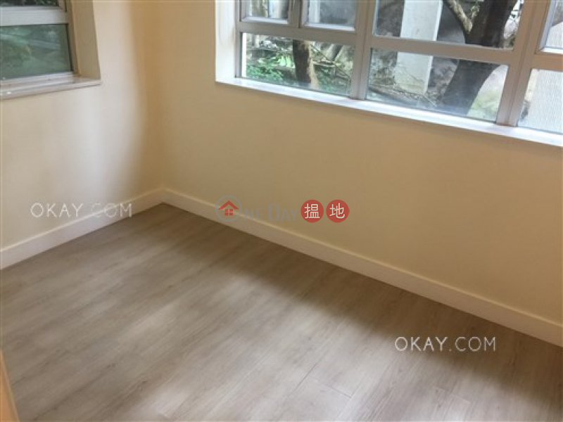 Charming 2 bedroom in Mid-levels Central | Rental 52 MacDonnell Road | Central District | Hong Kong | Rental, HK$ 32,000/ month