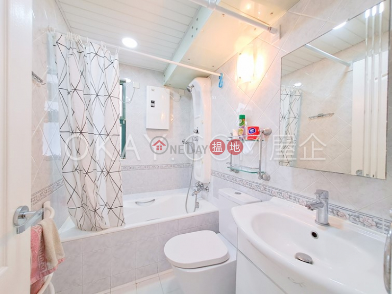 Charming 3 bedroom in Mid-levels West | For Sale | Robinson Place 雍景臺 Sales Listings