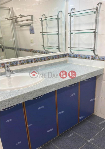 Property Search Hong Kong | OneDay | Residential | Rental Listings Elizabeth House Block A | 2 bedroom Low Floor Flat for Rent