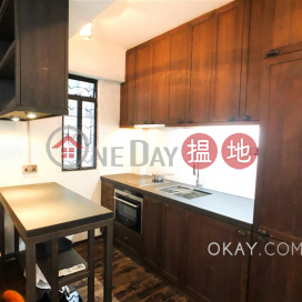 Charming studio in Sheung Wan | Rental, 40-42 Circular Pathway 弓絃巷40-42號 | Western District (OKAY-R256185)_0