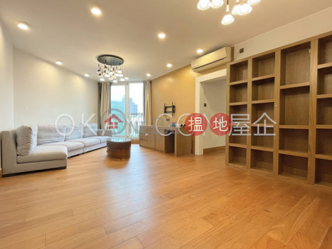 Unique 3 bedroom in Mid-levels West | For Sale | Skyview Cliff 華庭閣 _0