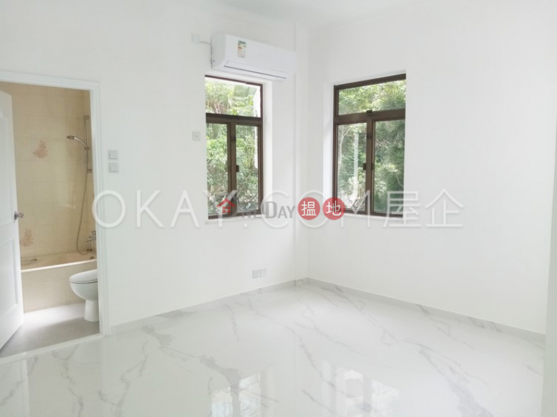 HK$ 69,000/ month, View Mansion Central District, Rare 3 bedroom on high floor with balcony & parking | Rental