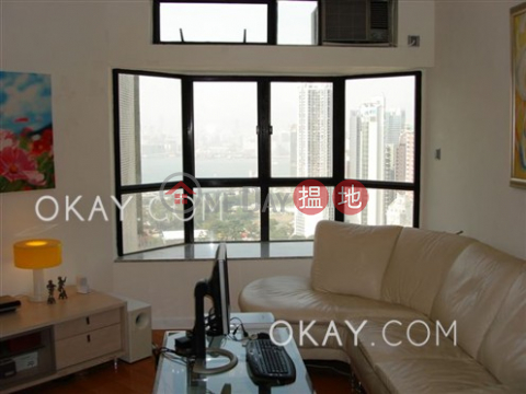 Charming 3 bedroom with harbour views | Rental | Illumination Terrace 光明臺 _0
