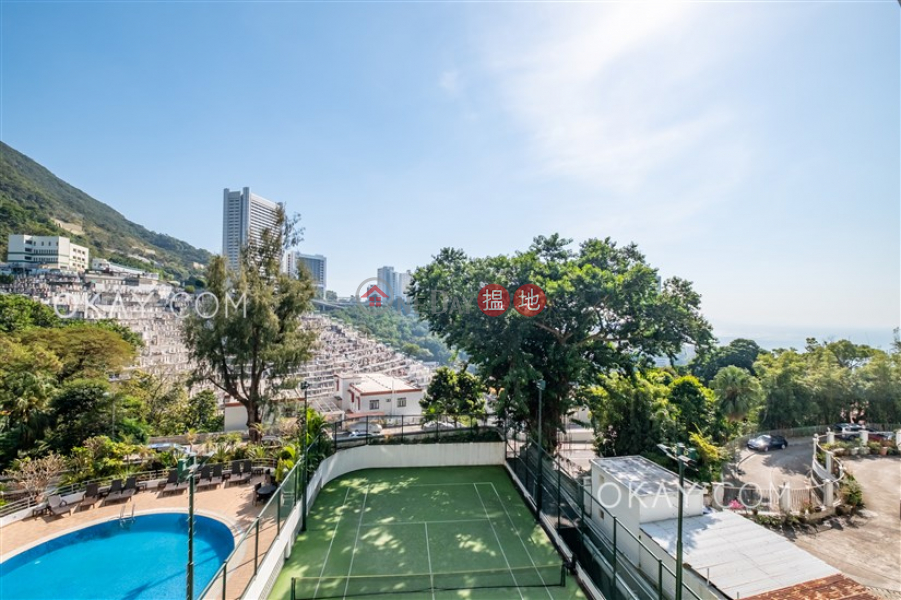 HK$ 18.5M | Greenery Garden | Western District | Charming 3 bedroom with harbour views & balcony | For Sale