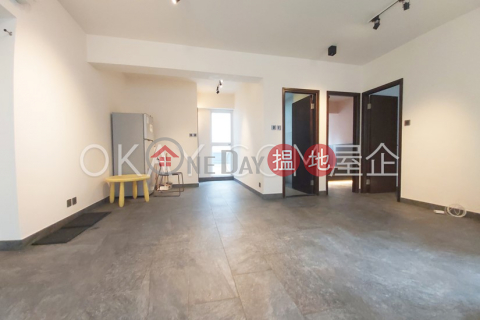 Popular 3 bedroom with terrace | Rental, Bonanza Court 般安閣 | Western District (OKAY-R292093)_0