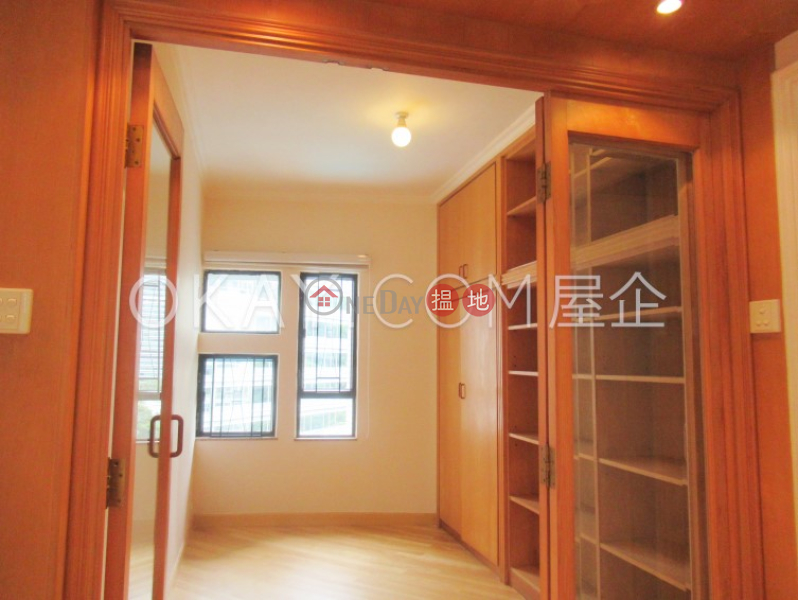 HK$ 80,000/ month Birchwood Place, Central District Stylish 3 bedroom with parking | Rental