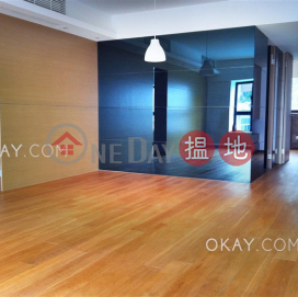 Gorgeous 2 bedroom with sea views & parking | Rental | The Beachside The Beachside _0