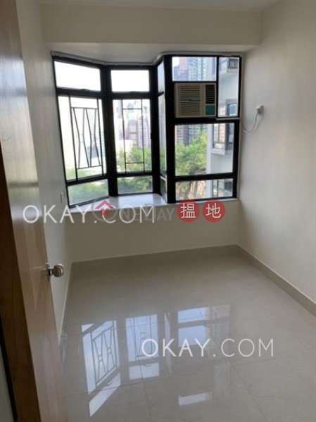 HK$ 31,800/ month Kornhill | Eastern District, Nicely kept 3 bedroom in Quarry Bay | Rental