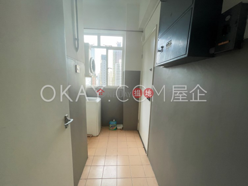 HK$ 25,000/ month, 10-16 Pokfield Road | Western District | Practical 1 bedroom in Pokfulam | Rental