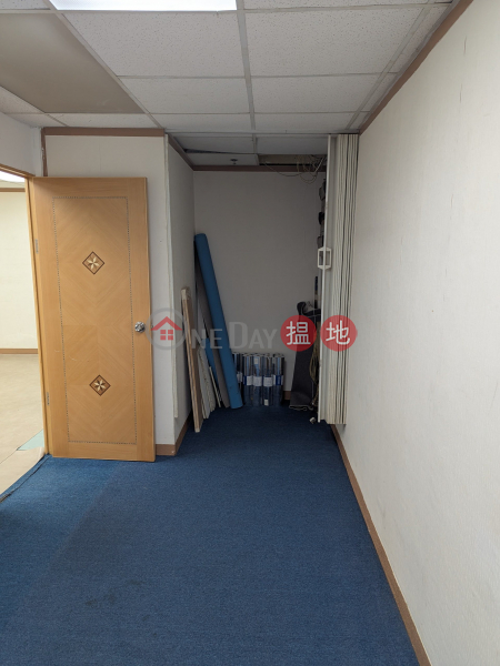 3-Room Office-Studio at Wah Chun Industrial Centre | Wah Chun Industrial Centre 華俊工業中心 Rental Listings