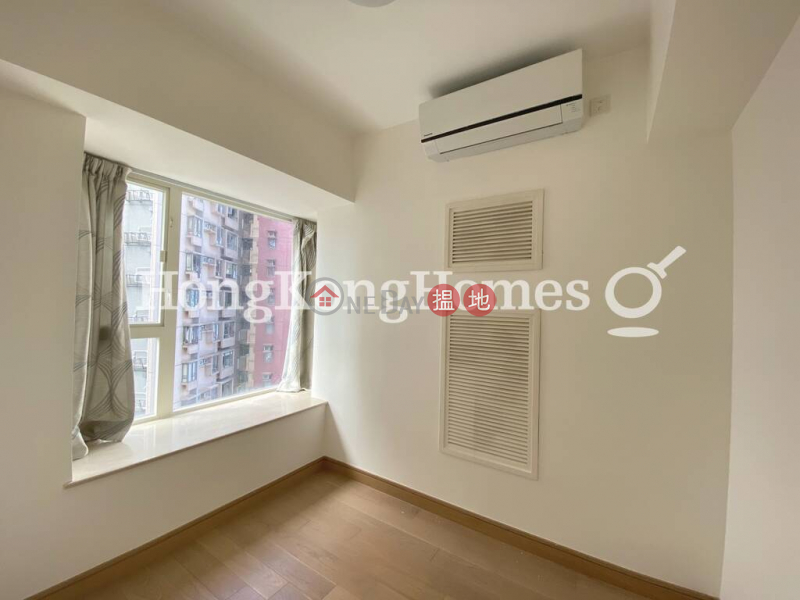 HK$ 24,000/ month Centrestage Central District 2 Bedroom Unit for Rent at Centrestage