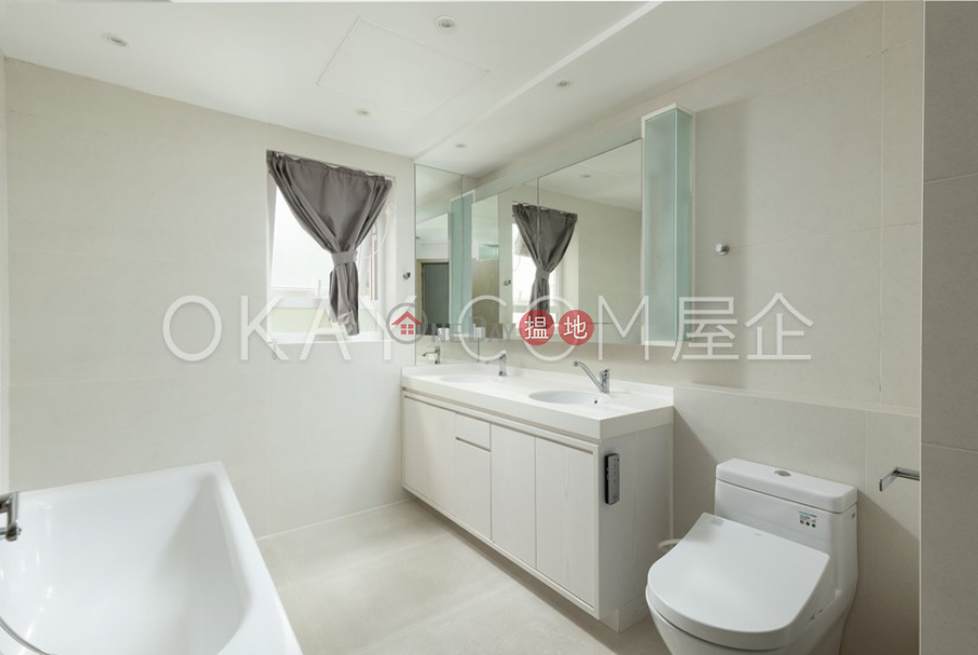 Property Search Hong Kong | OneDay | Residential, Sales Listings | Exquisite 4 bed on high floor with balcony & parking | For Sale