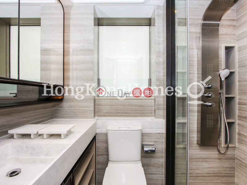 Property Search Hong Kong | OneDay | Residential, Rental Listings | 3 Bedroom Family Unit for Rent at Townplace Soho