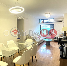 Generous 3 bedroom with terrace | For Sale | Wonderland Villas Estate Block 3 華景山莊3座 _0