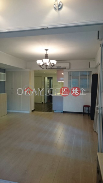 Intimate 2 bedroom with sea views | Rental 132-133 Gloucester Road | Wan Chai District Hong Kong, Rental | HK$ 26,800/ month