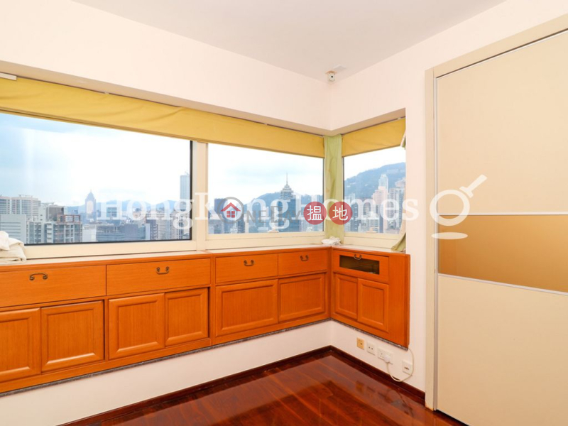 HK$ 55,000/ month, Centrestage | Central District 3 Bedroom Family Unit for Rent at Centrestage