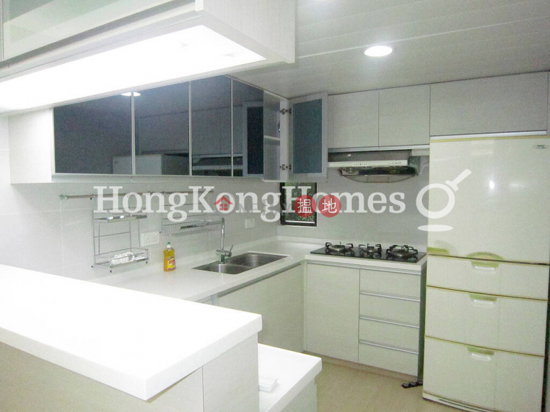 3 Bedroom Family Unit for Rent at King\'s Court 14-16 Village Road | Wan Chai District, Hong Kong, Rental HK$ 30,000/ month