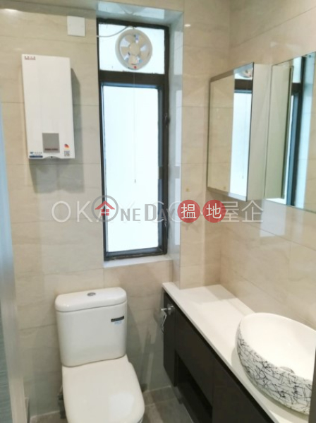 Cozy 2 bedroom on high floor | For Sale, Pokfulam Gardens Block 6 薄扶林花園 6座 Sales Listings | Western District (OKAY-S368695)