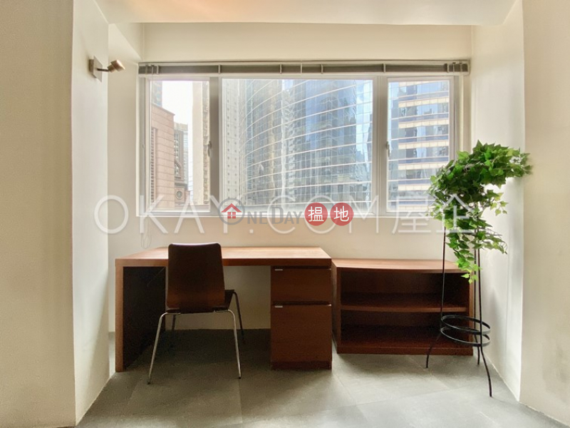 Intimate 1 bedroom on high floor | Rental | Kai Fung Mansion (Building) 啟豐大廈 Rental Listings