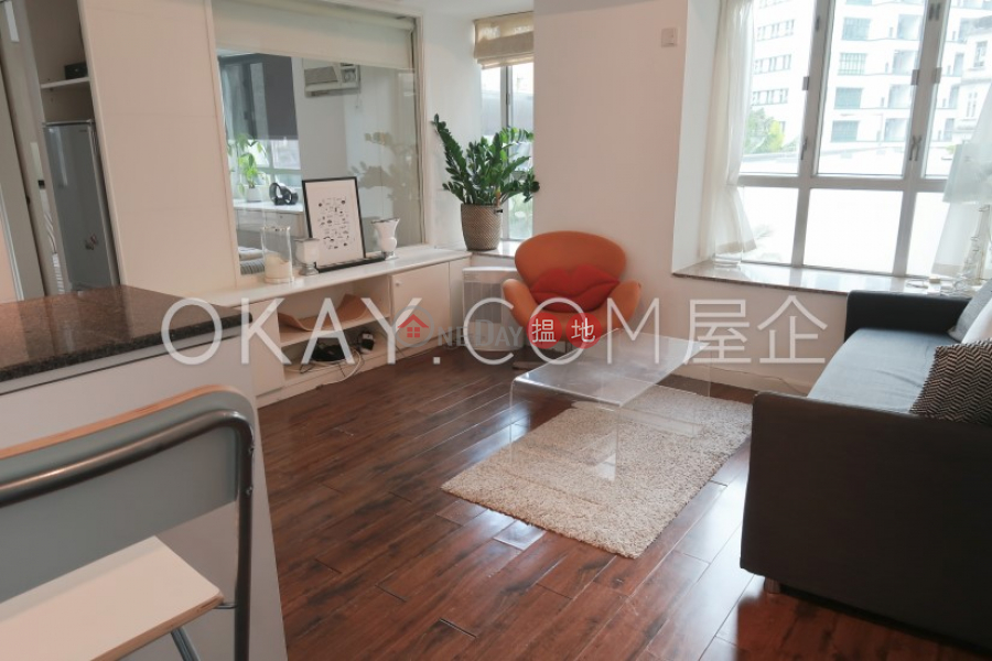 Property Search Hong Kong | OneDay | Residential Sales Listings, Cozy 2 bedroom in Mid-levels West | For Sale